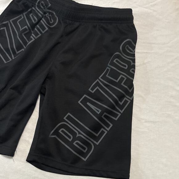 NBA Boys Black Athletic Shorts XL (18-20) - Picture 3 of 5